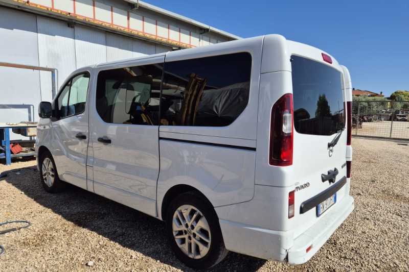OmecoHub - Immagine OPEL VIVARO